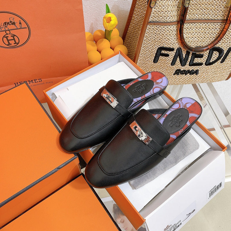 Hermès Grey Low-Top Sneakers - Side Profile View