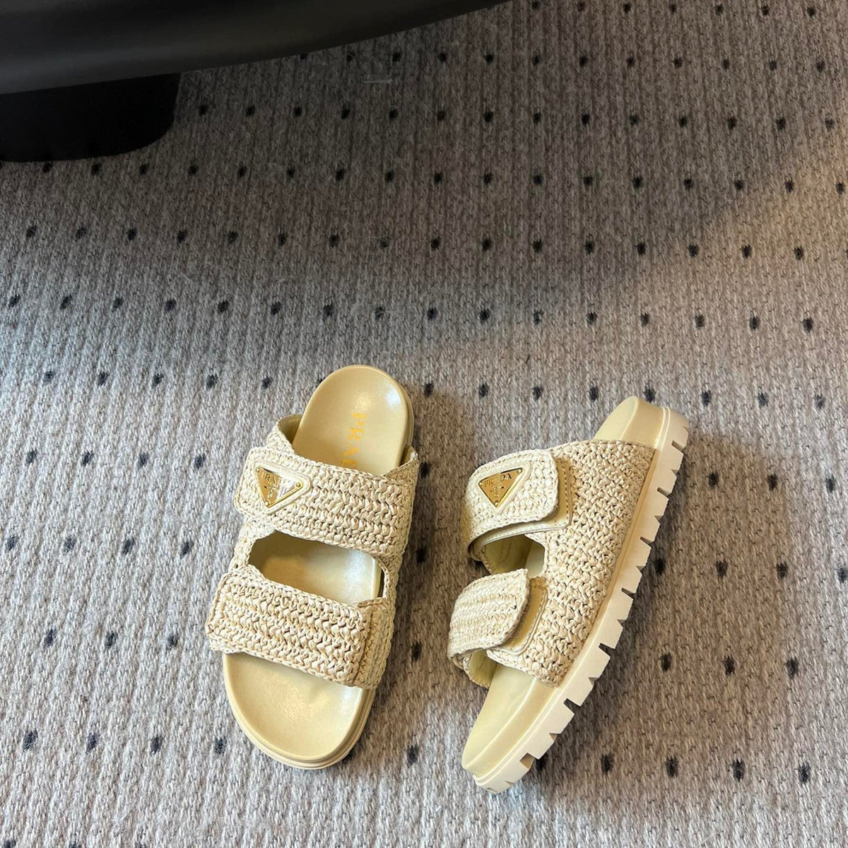 Shoes- Pd Sandals Premium Designer Casual Shoes