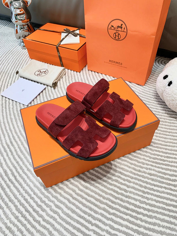 Hermes sandals Style 208 - sole and craftsmanship detail