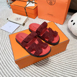 Hermes sandals Style 208 - sole and craftsmanship detail