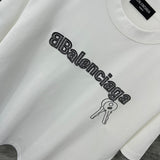 Styling view of Balenciaga luxury piece style No.085