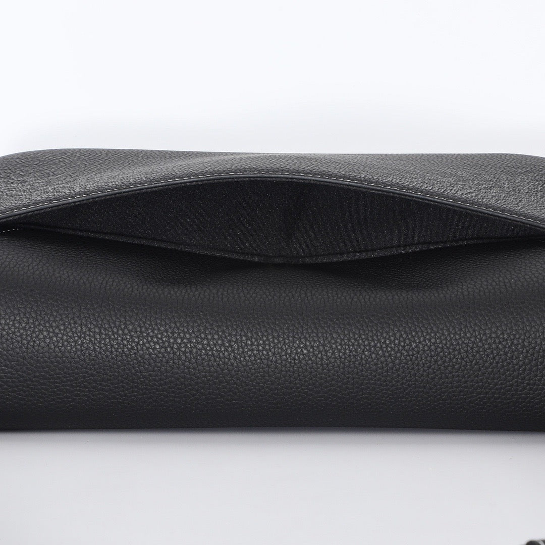 Dior Bags- Dior Saddle Messenger Bag Elegant Everyday Designer Handbag