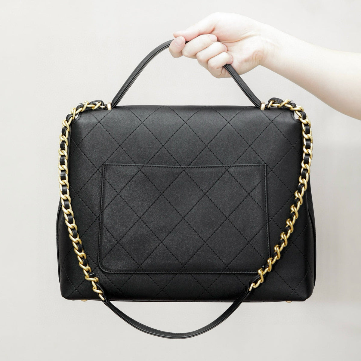 Front view of Chanel 25S Medium Bag premium bag