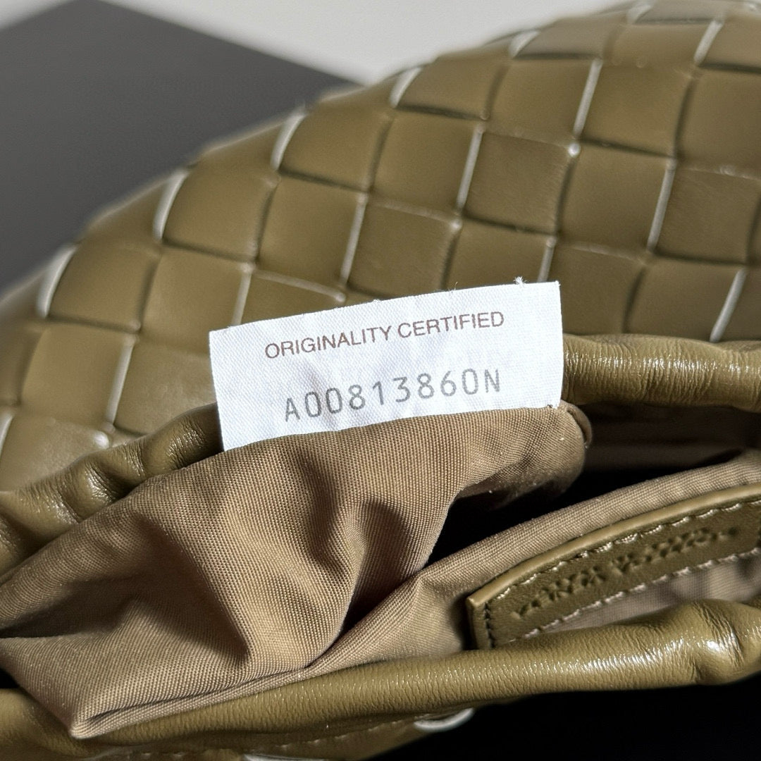 Accessories? Bott V Small Dustbag Premium Everyday Designer Accessory