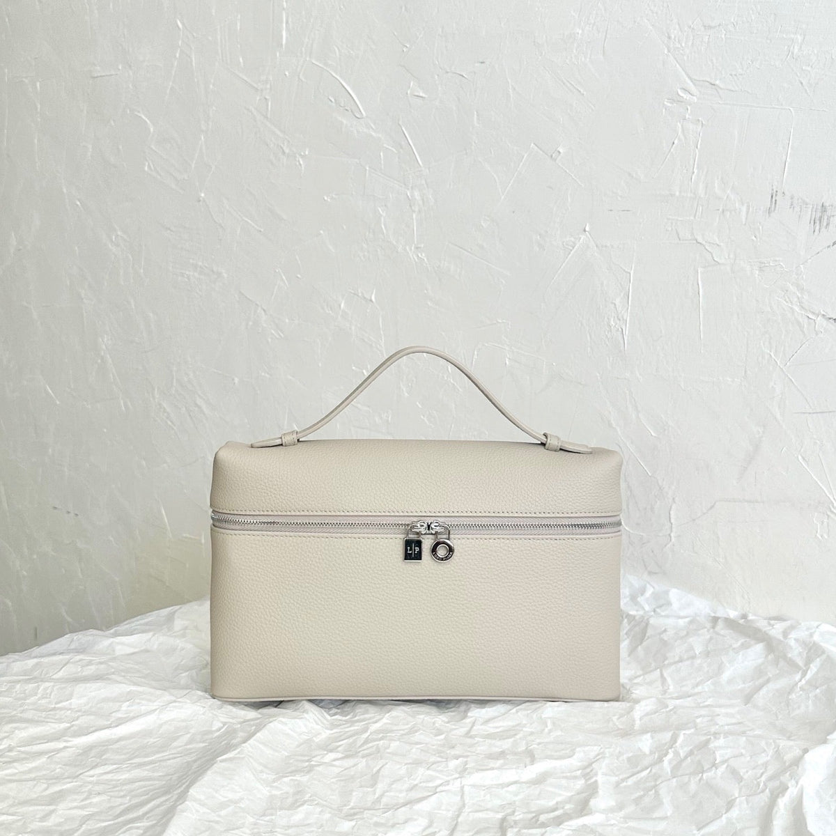 Bags- Loro P Extra Pouch L27 Premium Designer Shoulder Bag