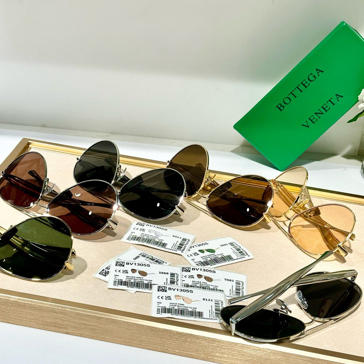 Front view of Bottega Veneta Sunglasses premium piece