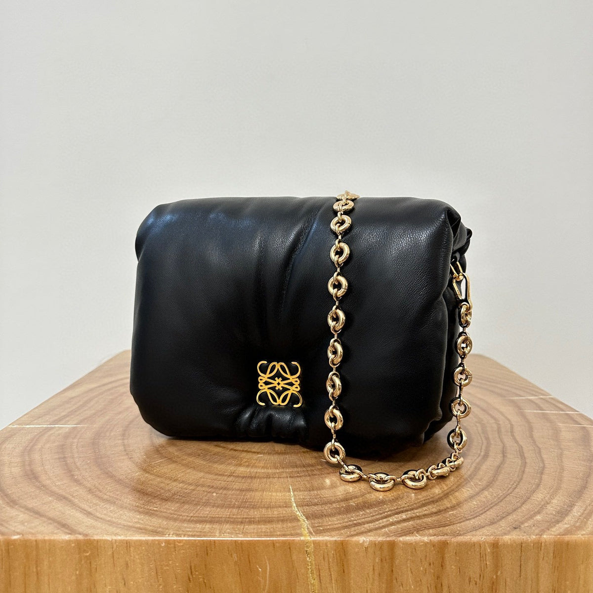 Bags- Loew Puffer Goya Bag Elegant Everyday Designer Handbag