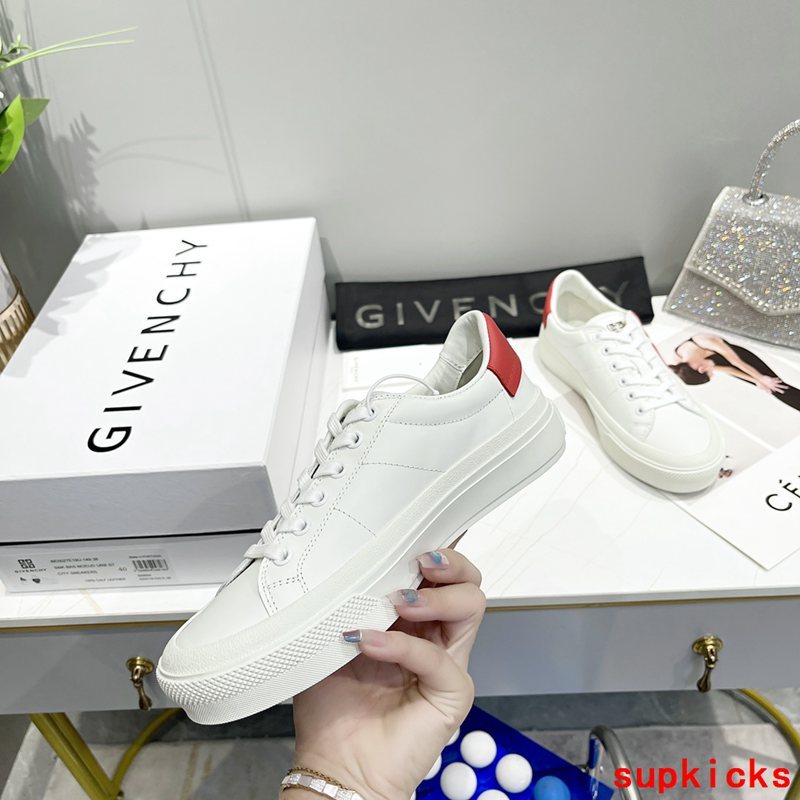 Givenchy shoes Style 106 - top view showing design