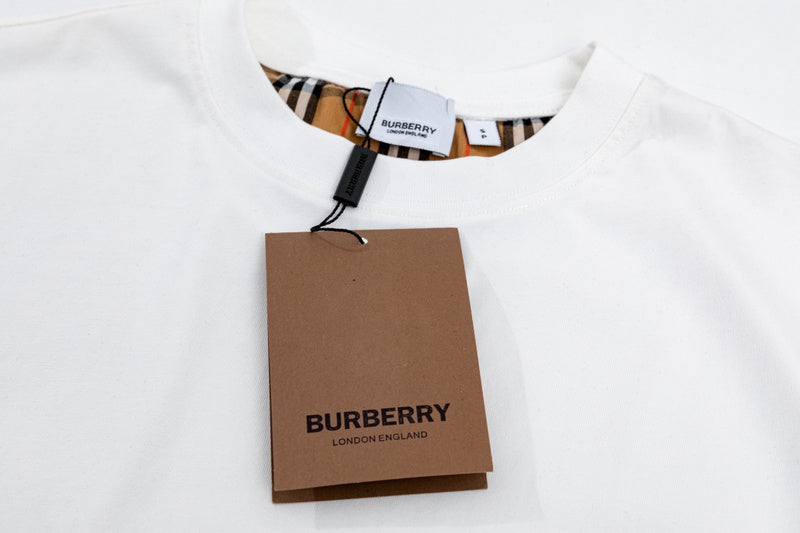 Full silhouette view of Burberry luxury piece style No.257