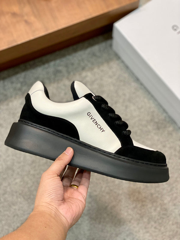 Givenchy shoes Style 187 - packaging and accessories