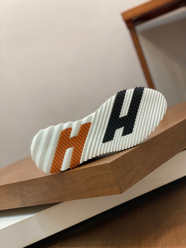 Hermès Black Flat Thong Sandals - Back View
