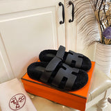 Hermes sandals Style 080 - logo and branding close-up