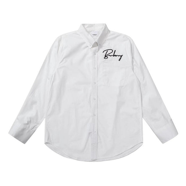 Side profile view of Burberry luxury piece style No.032