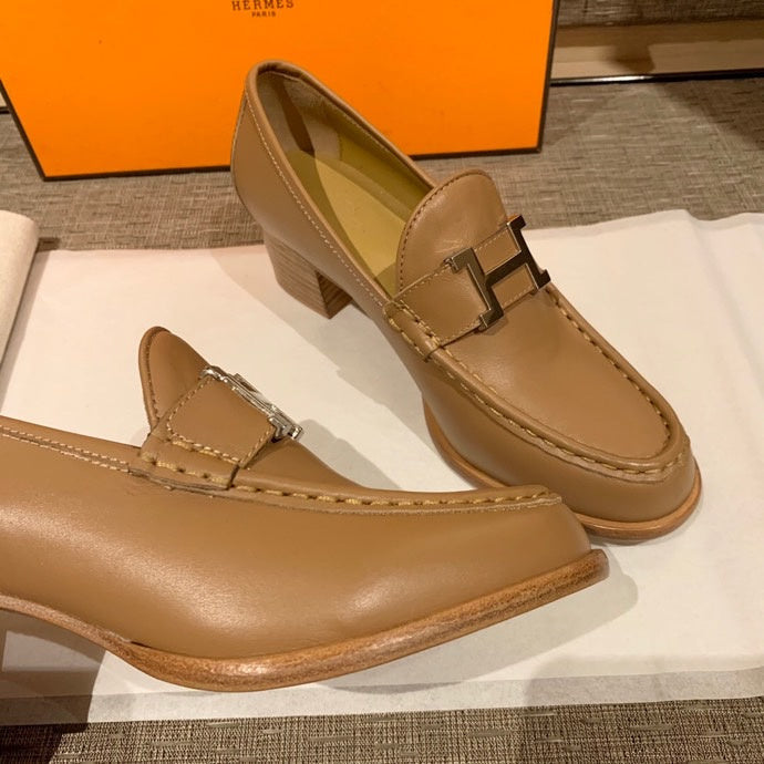 Hermès Grey Block Heel Pumps - Lifestyle Styling Shot