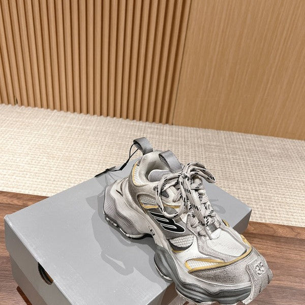 Balenciaga shoes Style 042 - side profile detail