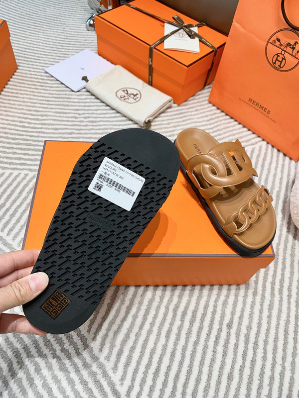 Hermes sandals Style 212 - logo and branding close-up