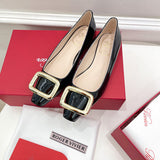 Texture and finish detail of Roger Vivier luxury piece style No.051