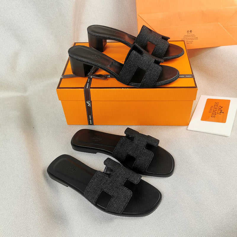 Hermes sandals Style 021 - front view, statement logo accent