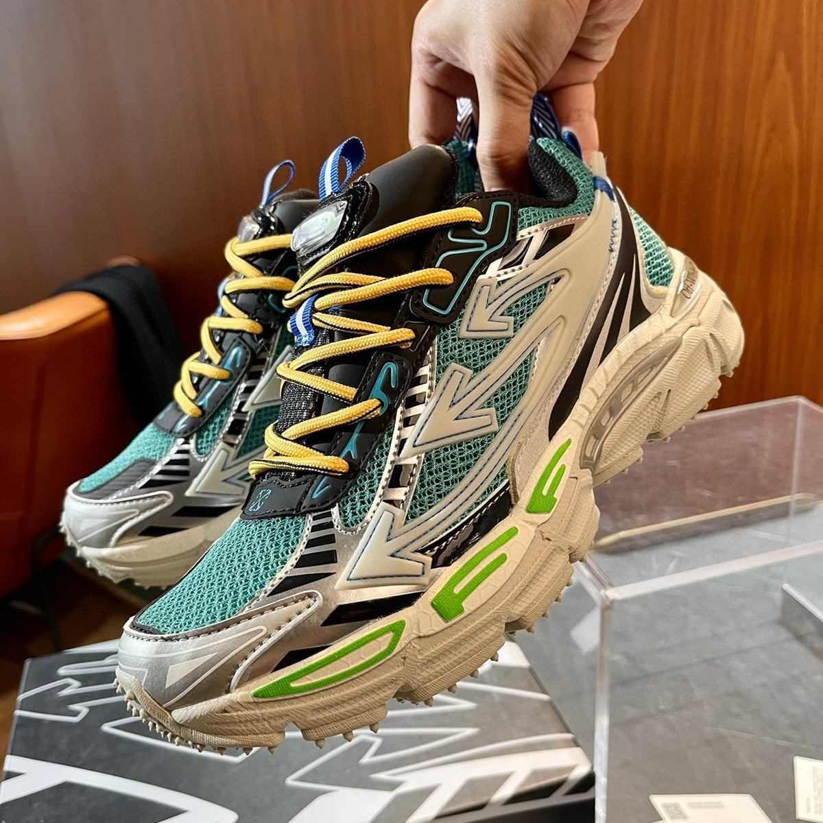 Shoes- Off W x Virgil Abloh Trainers Luxury Lifestyle Designer Footwear