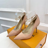 Louis Vuitton shoes Style 414 - editorial style shot