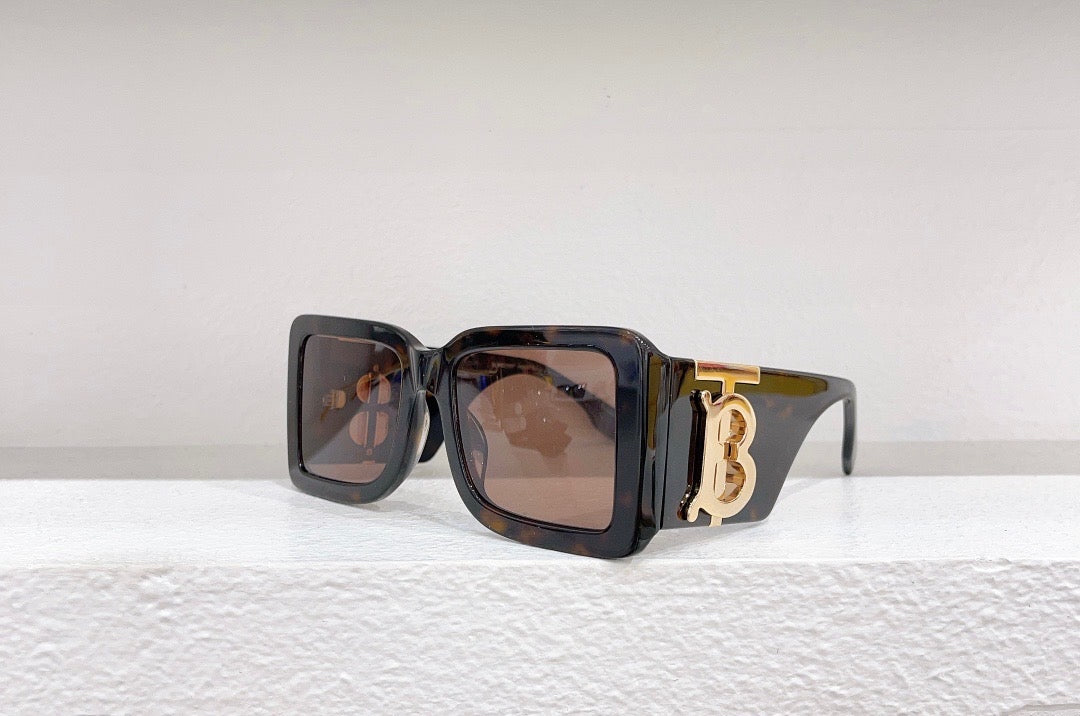 Front view of Burberry Sunglasses premium piece