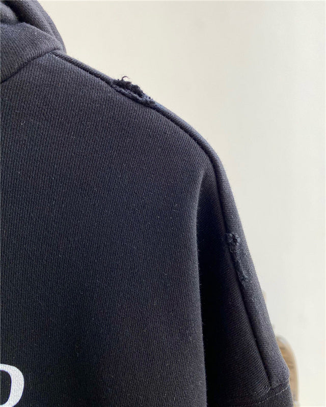 Styling view of Balenciaga luxury piece style No.419