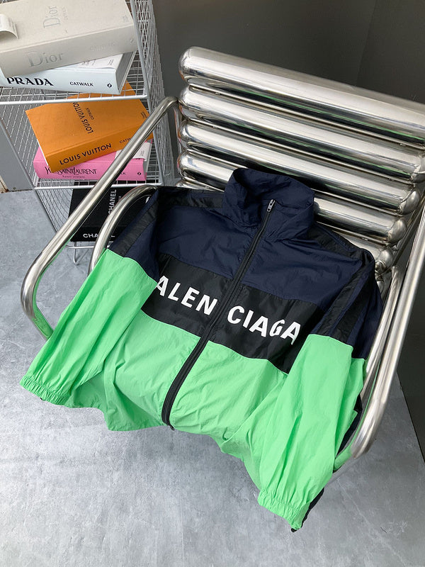 Styling view of Balenciaga luxury piece style No.174
