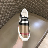 Burberry Burgundy Bow-Detail Flats - Detail Shot of Craftsmanship