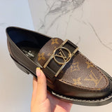 Louis Vuitton shoes front view designer style