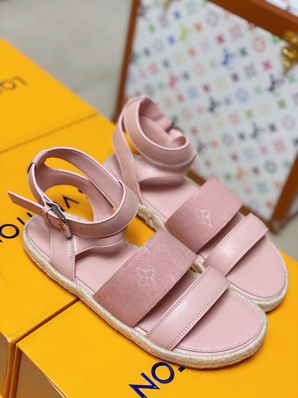 Side profile view of Louis Vuitton luxury piece style No.108