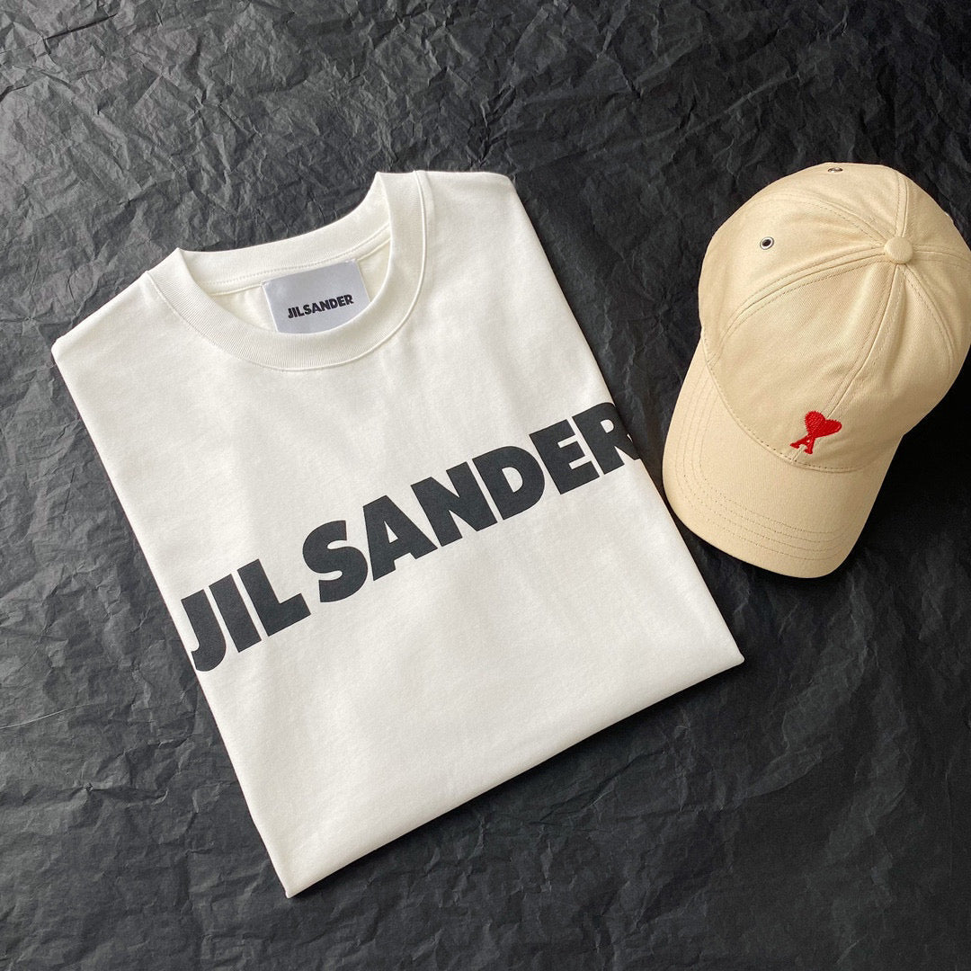 T-Shirts- Jil S T-shirt Casual Everyday Designer Tee