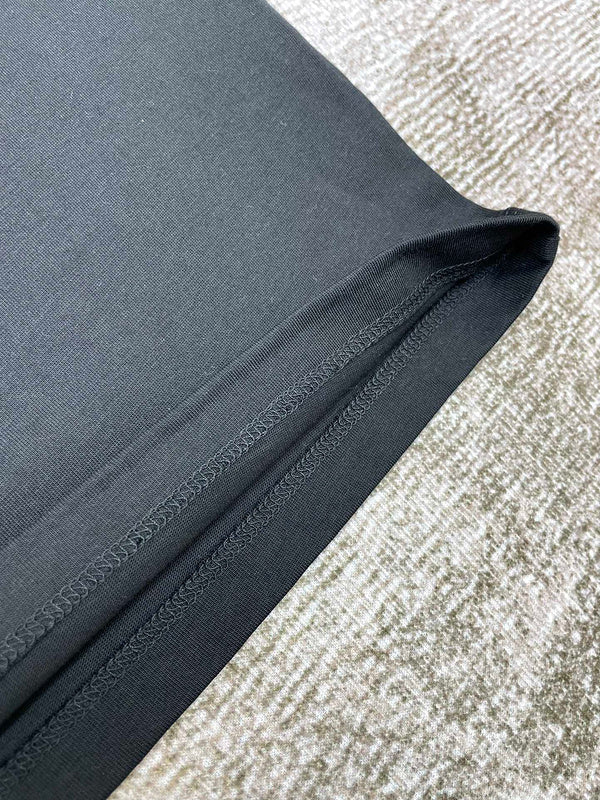 Full silhouette view of Amiri luxury piece style No.149