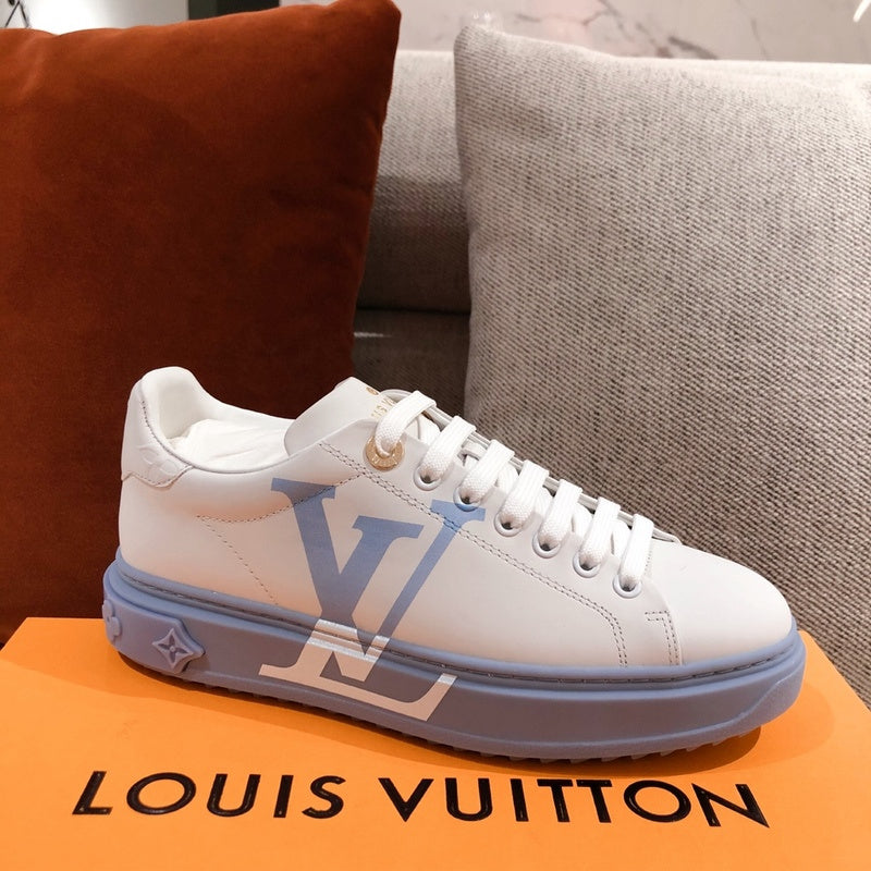 Front view of Louis Vuitton luxury piece style No.178