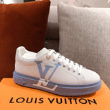 Front view of Louis Vuitton luxury piece style No.178