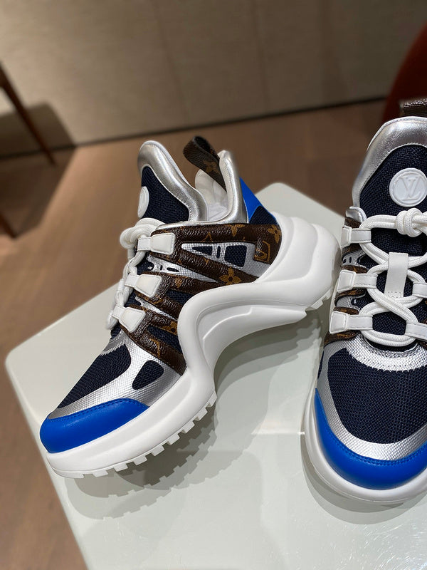 Louis Vuitton shoes Style 278 - top view showing design
