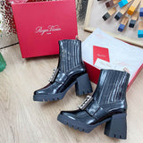 Back view of Roger Vivier luxury piece style No.097