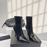 Three-quarter angle view of Saint Laurent luxury piece style No.047