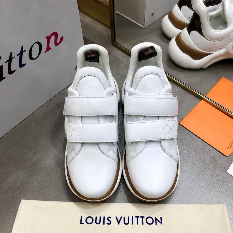 Louis Vuitton shoes Style 281 - top view showing design