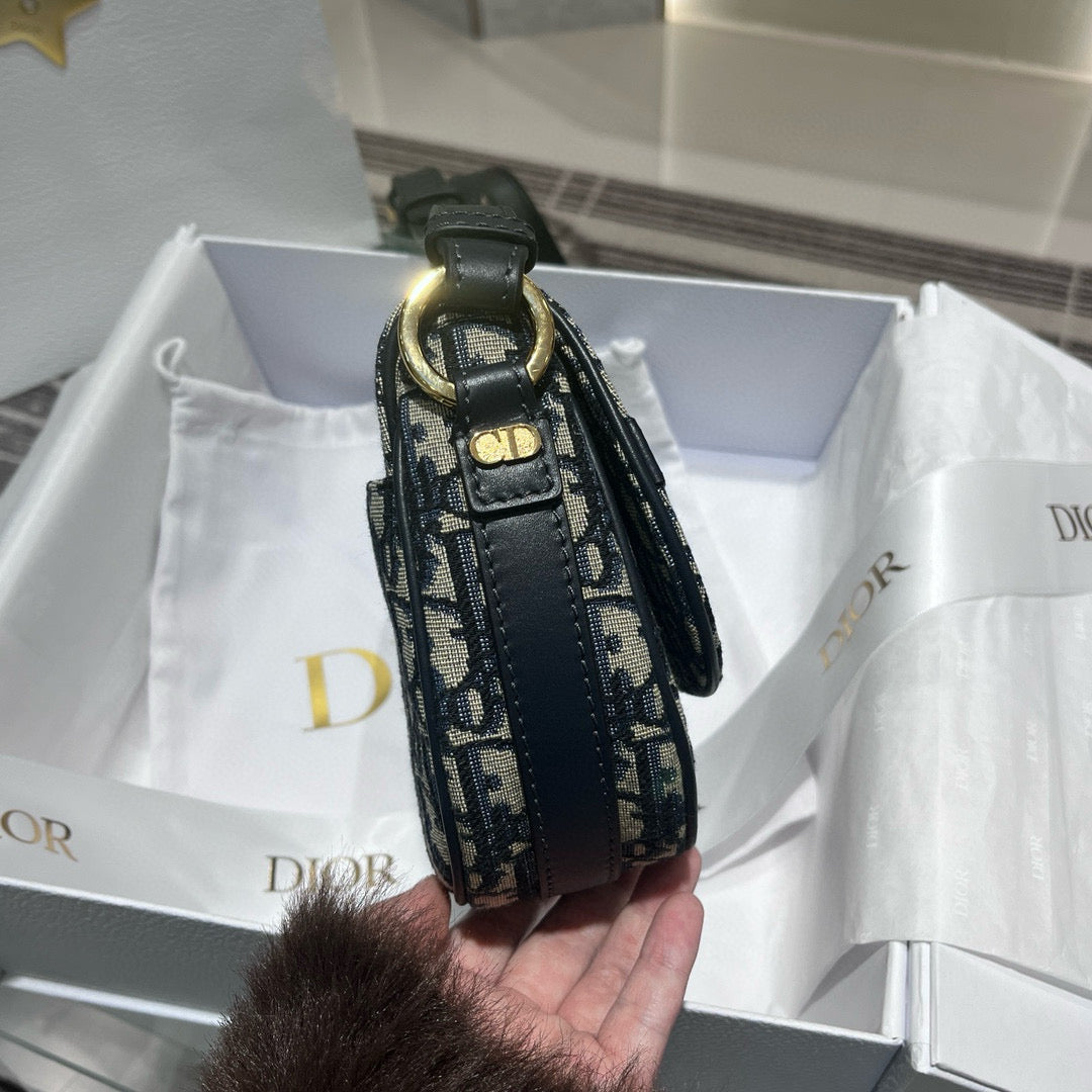 Christian Dior Small Besace Bag detail shot – designer craftsmanship and quality