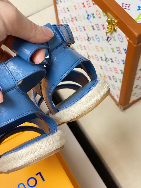 Louis Vuitton shoes front view designer style