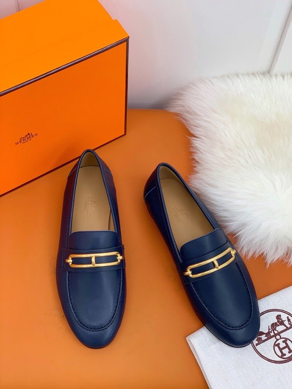 Hermes shoes Style 396 - close-up of sleek modern silhouette