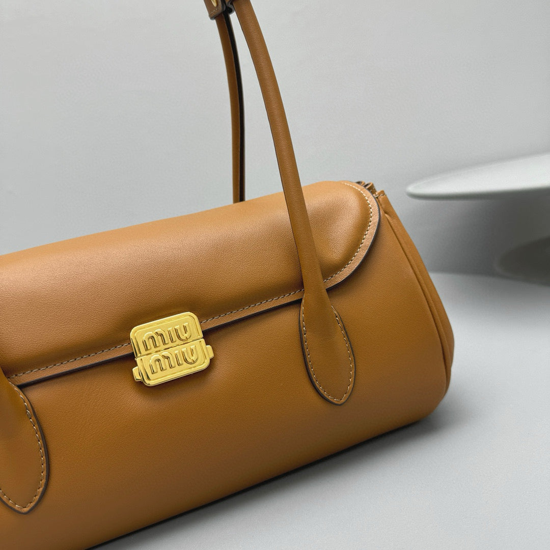 Bags- Miu M Shoulder Bag Elegant Everyday Designer Handbag