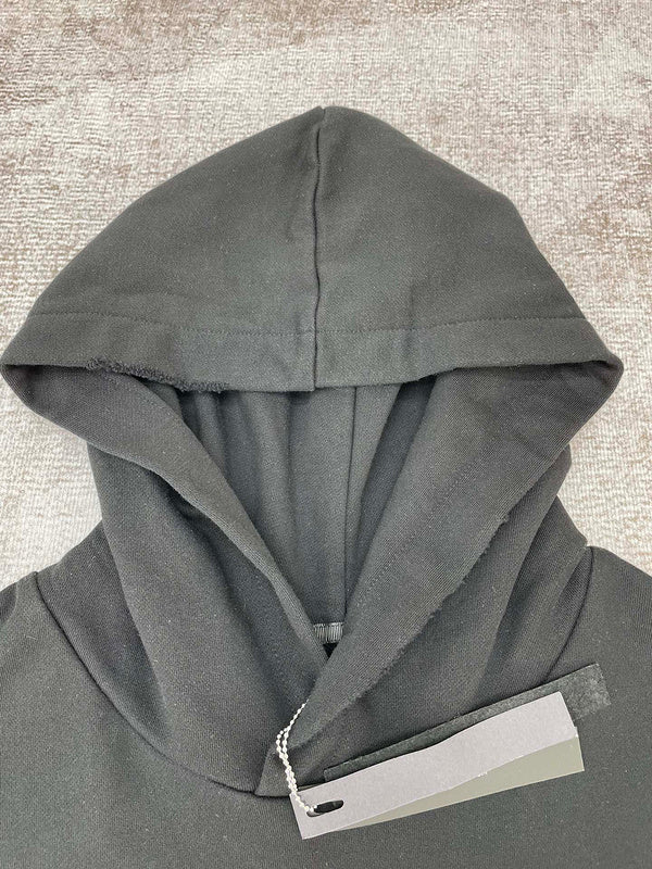 Front view of Amiri luxury piece style No.047