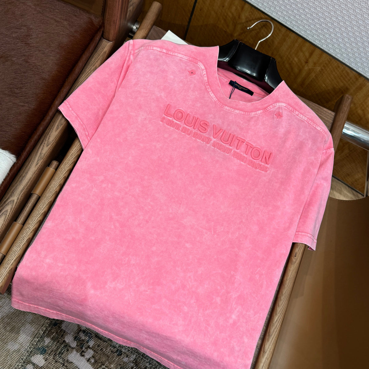 Louis Vuitton T-Shirts- Louis Vuitton Lou T-shirt Casual Everyday Designer Tee