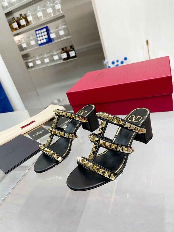 Styling view of Valentino Garavani luxury piece style No.242