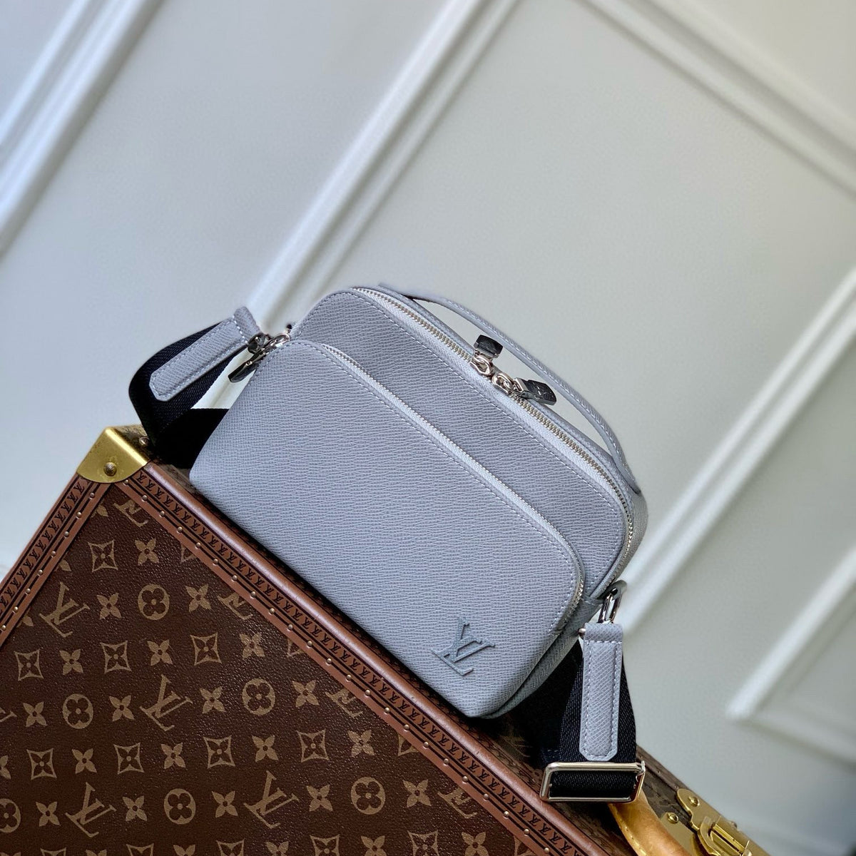 Louis Vuitton Bags- Louis Vuitton Lou Avenue Messenger Bag Luxury Designer Leather Handbag