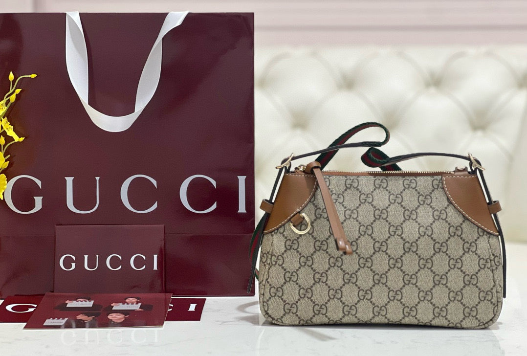 Gucci Bags- Gucci Emblem Small Shoulder Bag Premium Designer Shoulder Bag