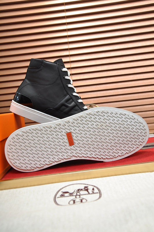 Hermes shoes Style 051 - sole and craftsmanship detail