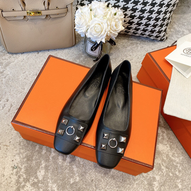 Hermes shoes Style 351 - close-up of premium designer craftsmanship