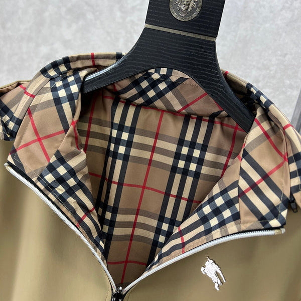 Three-quarter angle view of Burberry luxury piece style No.353